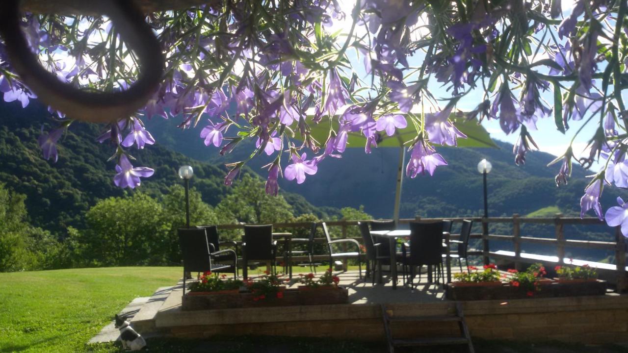 Hotel Cà Praudin Vico Canavese Esterno foto