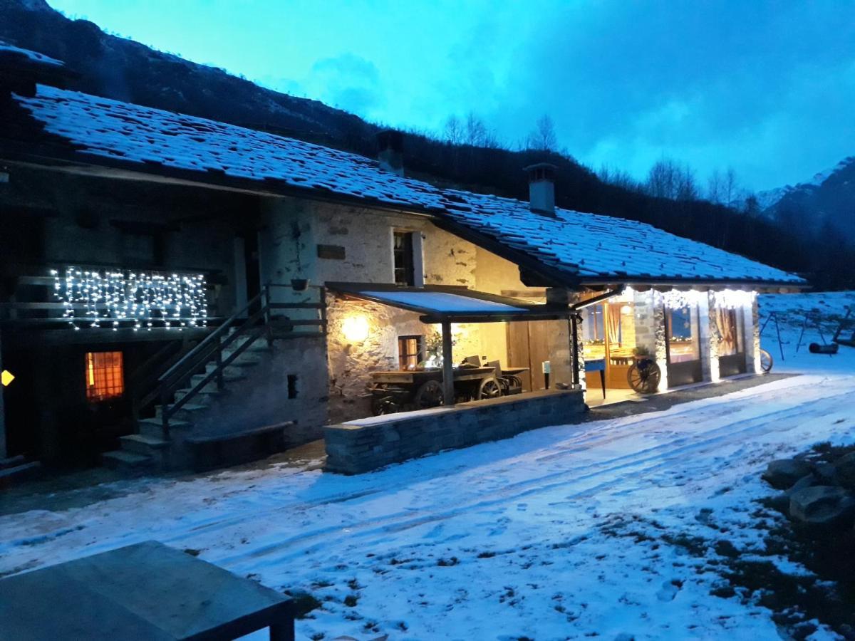 Hotel Cà Praudin Vico Canavese Esterno foto