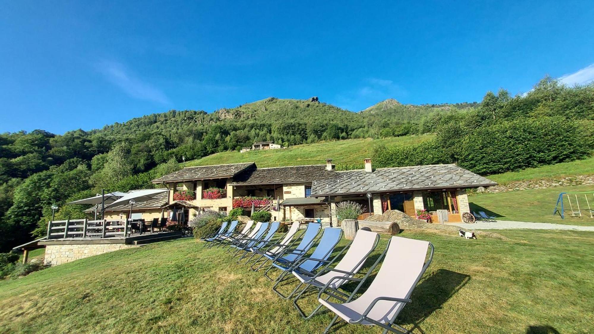 Hotel Cà Praudin Vico Canavese Esterno foto